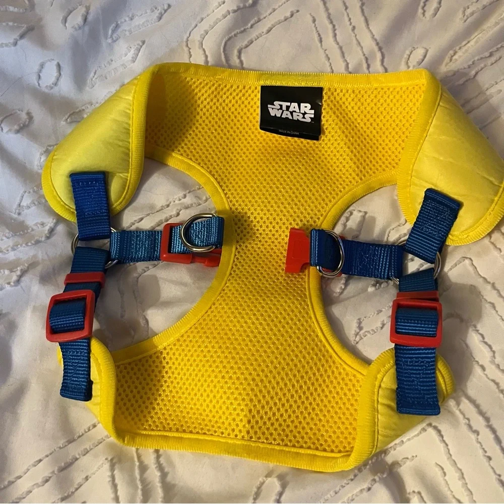 Yellow STAR WARS C3PO No Pull Dog Harness for Large Dogs, Machine Washable